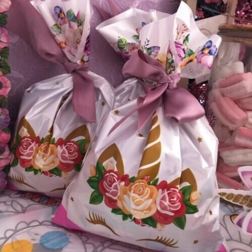 CYUAN 10pcs Gift Bags Unicorn Party Supplies Kids Birthday Parties Gift Decoration Baby Shower Unicorn Banner Napkin Paper Plate