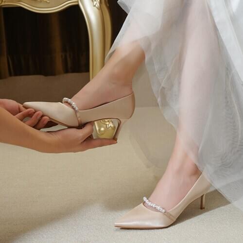 Wedding shoes womens new winter bridal shoes in 2020 champagne annual meeting