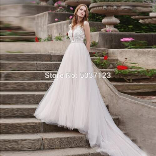Vestido De Noiva Lace Tulle A Line Wedding Dresses Deep V Neck Lace Appliques Sleeveless Court Train Bridal Gown Button Illusion