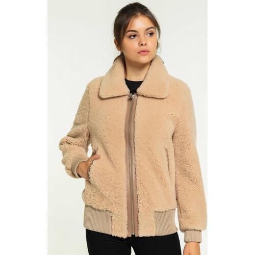 Womens College Shearling Jacket Turkey Wool Coat Short Fur Jacket Womens Winter Coats Beige Sheepskin Coat