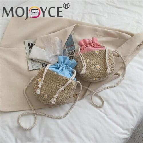 Women Summer Flower Shoulder Bags Fashion Mini Woven Semicircle Messenger Bags Women Summer Shoulder Bag HandBags