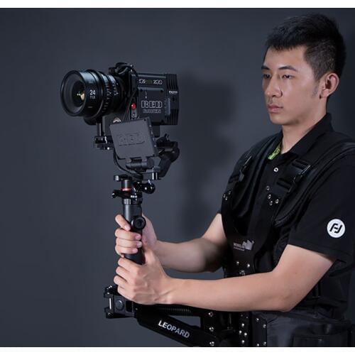 FeiyuTech AK4000 AK2000S 3-Axis Camera Stabilizer Handhel Gimbal for Sony Canon 5D Panasonic GH5 Nikon 2.8 kg 4KG Payload Phone