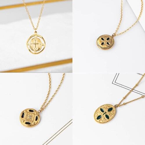 Stainless Steel Gold Round Coin Delicate Women Pendant Necklace Jewelry with Chain