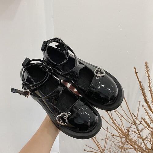 Japanese small leather shoes female British college spring and summer 2021 all-match fashion casual shallow shoes