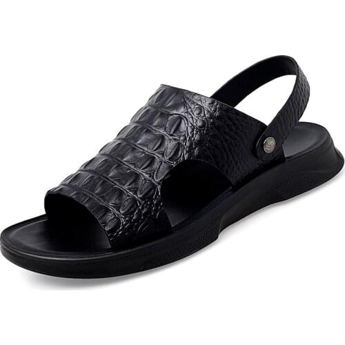 2021 New Sandals Men Clogs Slippers Soft Bottom Beach Jelly Clogs Male Comfy Breathable Leather Water Garden Ankle-Wrap Sandals