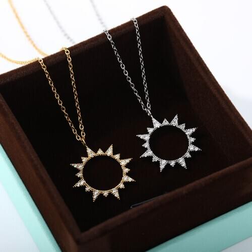 Hollow Design Crystal Shine Sun Necklace For Women Round Pendant Stainless Steel Gold Choke pendant Couple Jewelry Gifts Bijoux