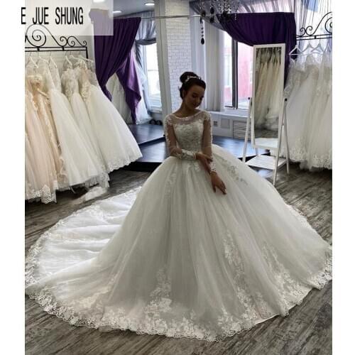 E JUE SHUNG New Modern Ball Gown Wedding Dresses Jewel Neck Appliques Long Sleeves Button Back Bridal Dresses Robe De Marriage