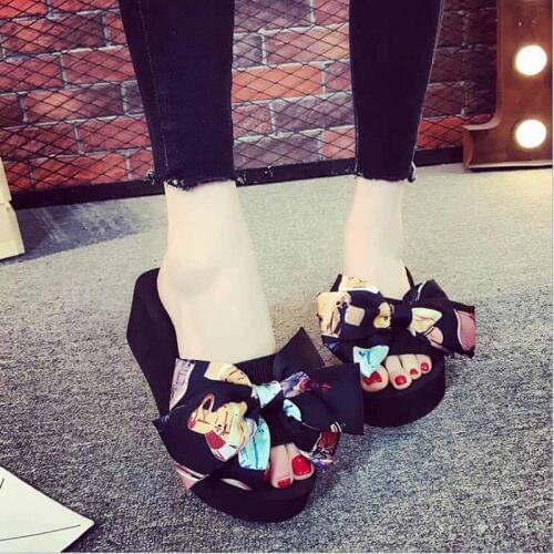 New Flip Flops Summer shoes woman Beach Sandals Womens Slippers Female Flat Sandals Rhinestone wedge pantoufle femme