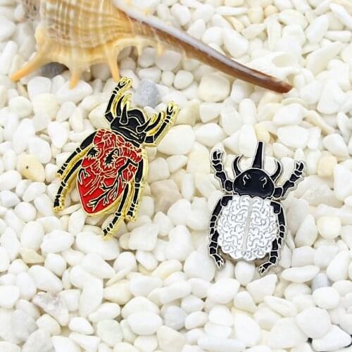 Rhino beetle Hercules beetle Enamel Brooch Heart brain pattern insect Lapel Pin Beetle fight in Tokyo Punk Badge