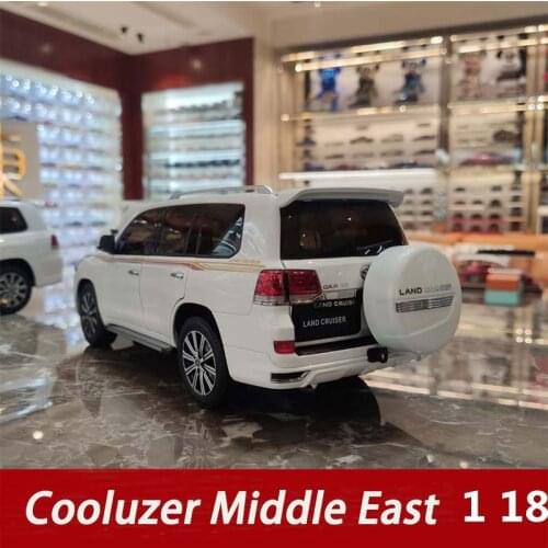 2021 New 1：18 Model Car Boy alloy Toy Car Six Door Car Childrens Toy Gift Collection Toyota Rand Cooluzer