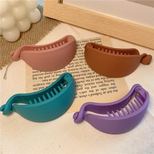 New Cute Candy Colors Banana Shape Hair Claws Women Girls Sweet Hair Clips Ponytail Holder Hairpins Fashion Hair Accessories
