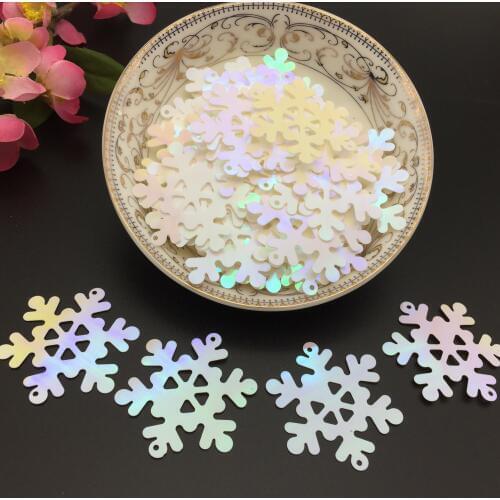 200pcs/lot PVC Sequins 40mm Snowflake With 2 Holes Christmas Decoration DIY Curtain Creamy White AB