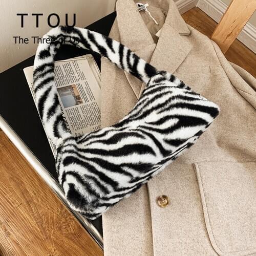 2021 Luxury Designed Lepord Print Women Shoulder Bag Female Large Capacity Soft Plush Tote HandBags Female Armpit Bags