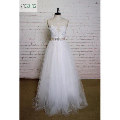 White Lace Appliques Tulle Scoop Floor-Length Wedding dress Sleeveless Real/Original Photos Custom made