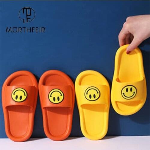 2021 Summer Smile Slippers Indoor Soft Comfortable Quick-drying Home Bathroom Sandals Eva Non-slip Flip-Flops Men Women Shoes