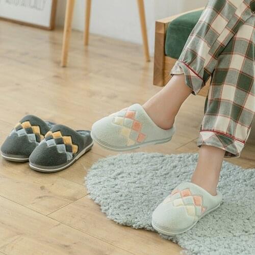 Women Warm Plush Slippers Flock Geometric Mixed Color Female Home Cotton Shoes Non-Slip Comfortable Indoor Flat Womens Footwear