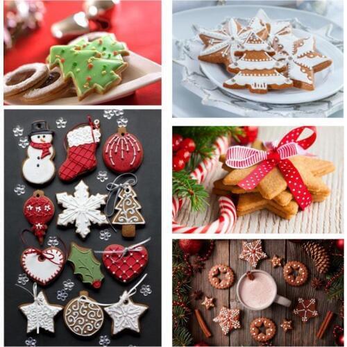 4pcs/set Christmas Cookie Cutters Stamp Mold Plastic 3D Cake Biscuit Plunger Mould DIY Pastry Baking Tools Drop Shipping