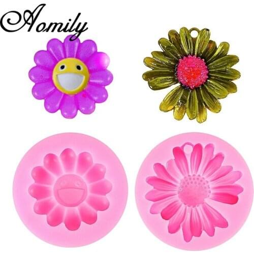 Aomily Smiling Face Sunflower Shaped Silicon Chocolate Candy Cake Bakeware Mold DIY Pastry Bar Ice Block Soap Mould Baking Tools