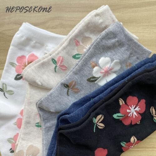 New Product Fashion Art Harajuku Korean Style Women Socks Romantic Flowers Quality Cotton Socks Casual Warmer Calcetines Mujer