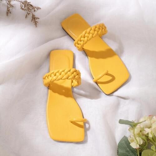 Womens Weave Yellow Slipper 2020 Outdoor Beach Slippers pu Leather Women Slides Ladies Flat Casual Toe Ring Soft Comfort Shoes