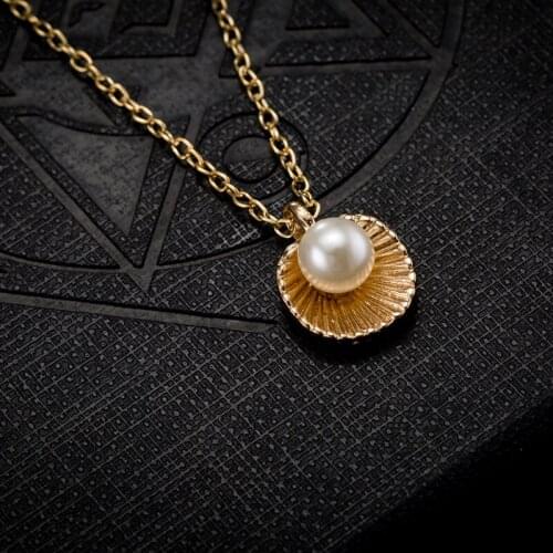 Trendy Pearl jewelry White Pearl necklace pendant for women gold charm pendant AP2053