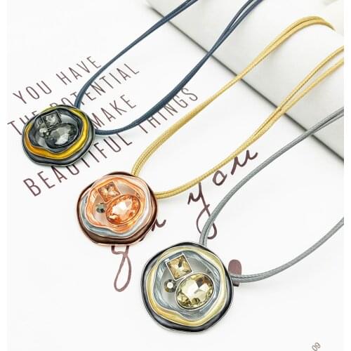 2020 New Hot Braided rope necklace Collares Fine Jewelry Pendants Woman Metal Leather Cord Temperament Glass Necklace