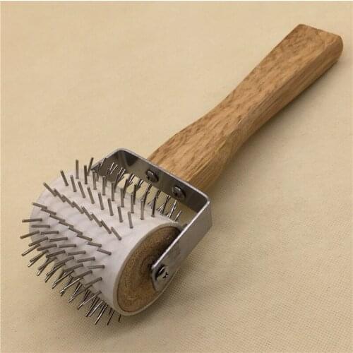 Beekeeping Wooden Handle Bee A Thorny Fader Roller Propolis Is Intended To Bee Hives In Bee Propolis Collector Beekeepers