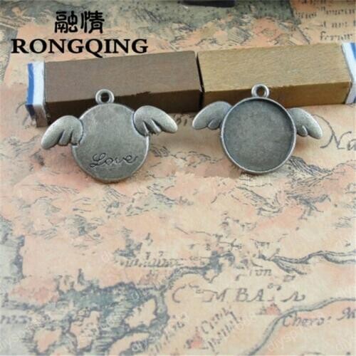 RONGQING Creative little Angel WingCabochon Base 100 pcs/lot Love Round Cameo Bottom Pendant DIY Accessories 12MM Wholesale