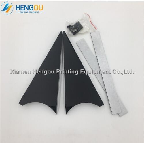 4 sets SM74 Ink fountain divider M2.008.113F and 48 pcs screws size 63x8x10mm and 70 pcs cutting stick size 17x17x806mm