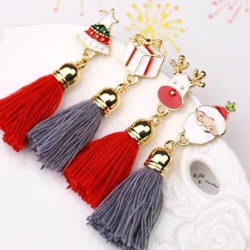 Vintage Animal Alloy Tassel Christmas Santa Claus Tree Elk Deer Brooch Pin Backpack Badge Friends Party Jewelry New Year Gifts