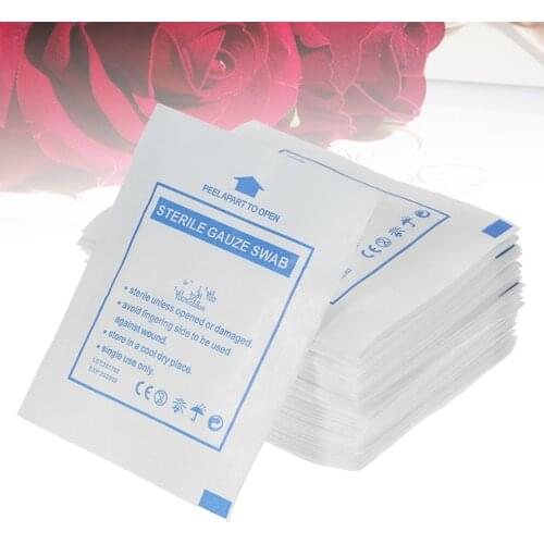 100pcs Disposable Gauze Swab Simple Small Cotton Stop Bleeding Gauze Swab for for Home Outdoor (White 5x5cm)