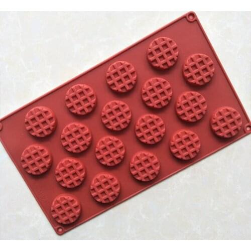Silicone Food Grade Waffles Mold 18 Cavity Muffin Cake Mould Kitchen Gadgets Cake Decoration Tools Non-toxic Bakeware