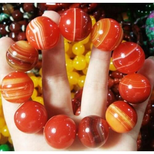 HIGH GRADE NATURAL CHICKEN BLOOD AGATE HAND KNIT ELASTIC BRACELET