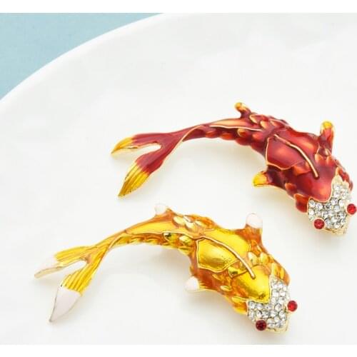 Wuli&baby Rhinestone Lucky Fish Brooches For Women Men Red Yellow Enamel Sea Animal Party Office Brooch Pins Gfits