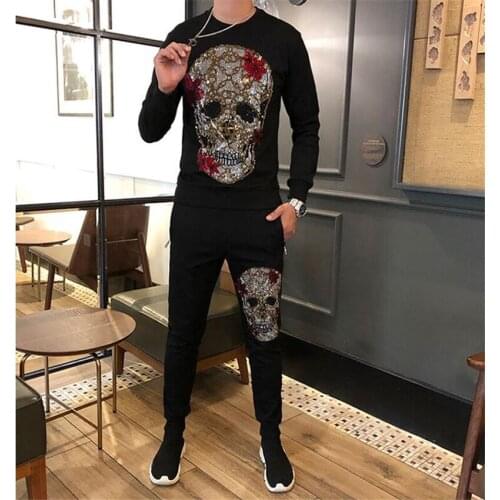 New autumn and winter black tracksuit young tiger cashmere sweater embroidery with leisure suit