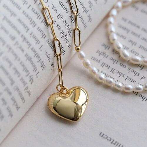 Fun Daisy Temperament Fashion Heart-shaped Chain Natural Pearl Necklace