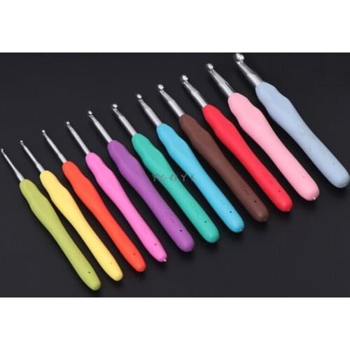 Ergonomic Multi Colour Crochet Hooks Yarn Knitting Needles 2-8mm with Case Tool