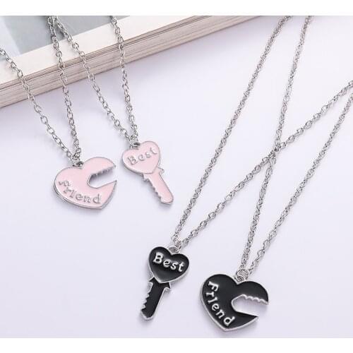 Fashion Creative Love Lock Best Friend Necklace Zinc Alloy Pendant Necklaces for Women Jewelry Accessories