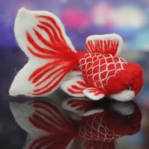 Small Goldfish Needle Felting Kit for Beginner, Felting Starter Kit, Contains Enough Felting Wool and Tools, English Manual