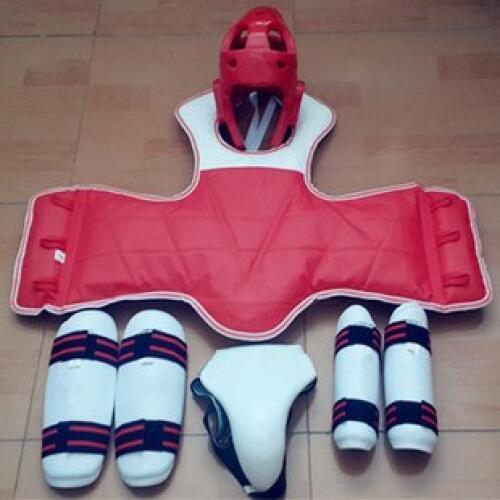 High-quality Adult kids taekwondo thickening wtf taekwondo protection 5pcs taekwondo protector chest protector karate helmet