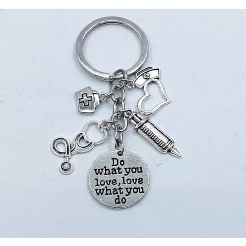 1 pcs nurse keychain physician assistant keychain medical key ring stethoscope syringe nurse day keychain mens ladies jewelry
