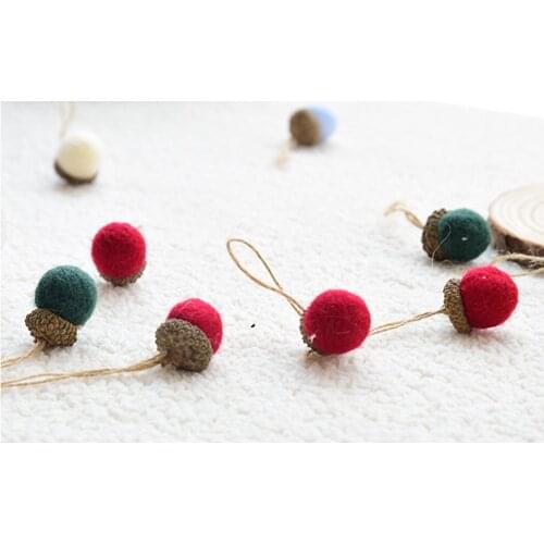 6Pcs Christmas Felt Acorn Xmas Tree Hanging Pendant Ornament DIY Christmas Small Ball Pine Cone Acorn Pendant
