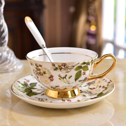 Flower Design European Bone china coffee set Top Grade Porcelain coffee cup and saucer Luxury Gifts Pearl glaze