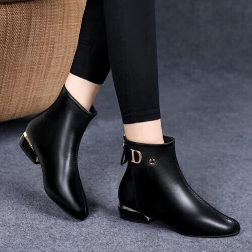 Winter Boots Women Pointed Toe Western Boots Pu Black Boots Women Square Heel Womens Shoes Short Boots for Women Fashion