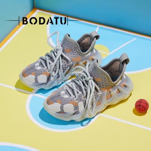 Childrens Shoes 2021 Boys Girls Breathable Sneakers Fashion Lightweight Kids Casual Shoes Soft Bottom Non-slip Running Sneakers