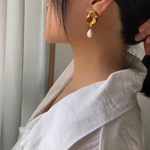 Brass With 18K Gold Natural Baroque Pearl Drop Earrings Punk Party Gown Runway Rare Korean Japan INS Boho Classic Top