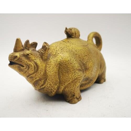 Chinese Brass Hand Made Carved Rhinoceros statue Teapot Qianlong Mark Copper Tea water Pot kettle