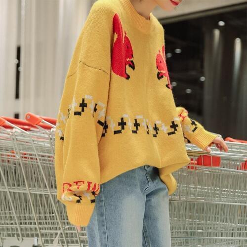 Autumn and Winter New Korean Style Loose Casual Fashion Sweater Temperament Thin Round Neck Squirrel Pullover Sweater Women