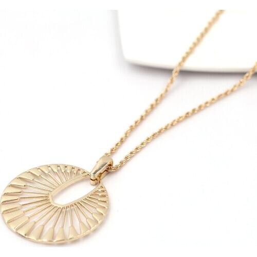 2020 New Fashion Fan Hollow Out High Quality Double Sides Polished Expensive Long Chain Pendant Necklace for Women