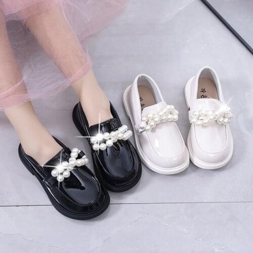 2021Autumn Girls ShoesChildren Leather Flats Black Patent Leather with PearlsPearls Fashion Children Shoes for Wedding PartySoft